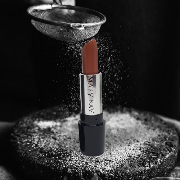 Rich Truffle Gel Semi-Matte Lipstick - Discontinued - Picture 4 of 6